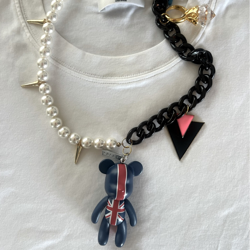 Fun Fun mini brick bear charm necklace